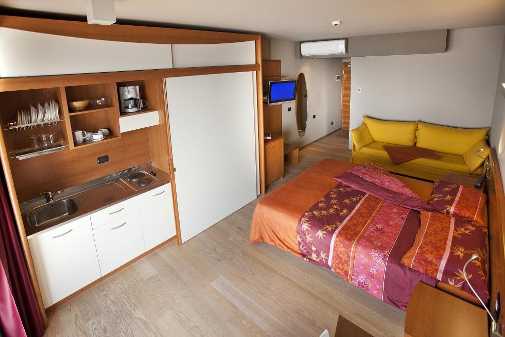 Ambienthotel Spiaggia Malcesine Szoba fotó